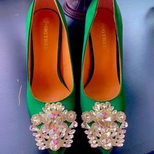 Elegant women shoes